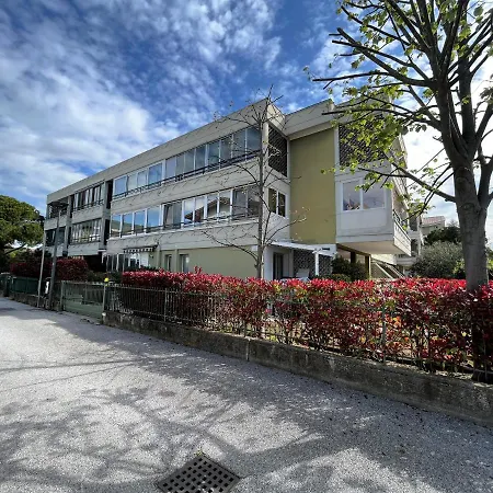 Nettuno Градо